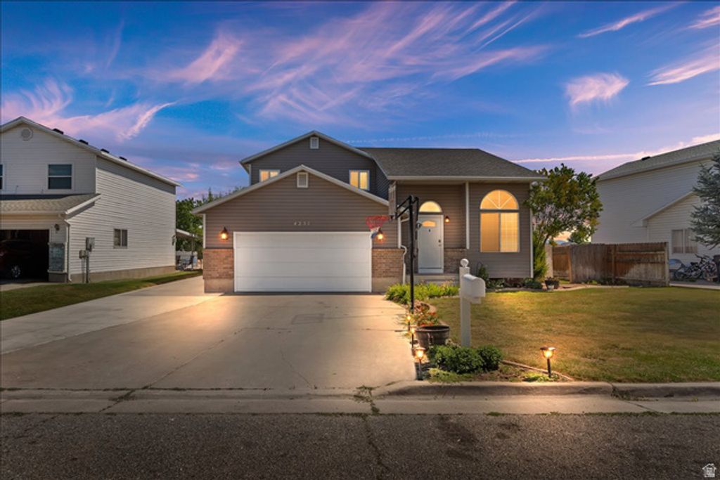 4251 W 5050 S, Roy, UT 84067