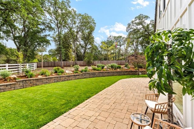 3359 Saint Ives Ct, Shingle Springs, CA 95682