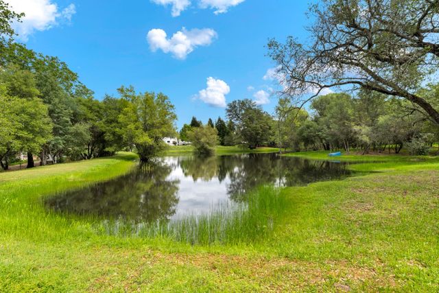3359 Saint Ives Ct, Shingle Springs, CA 95682