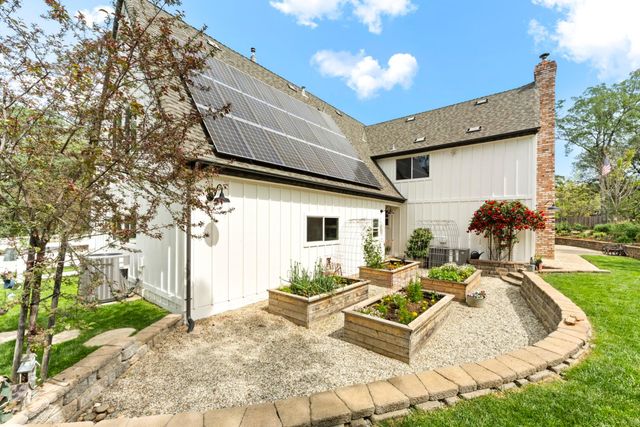 3359 Saint Ives Ct, Shingle Springs, CA 95682