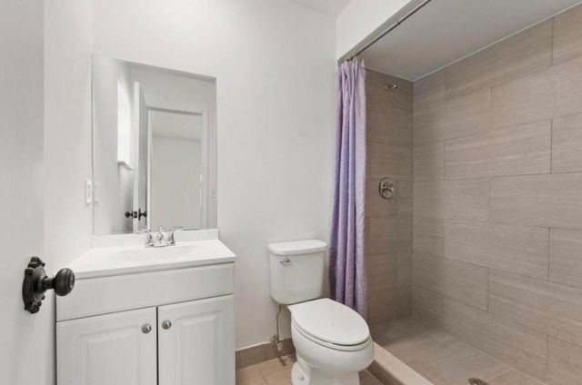 772 SE Thornhill Drive, Port St. Lucie, Port St Lucie, FL 34983