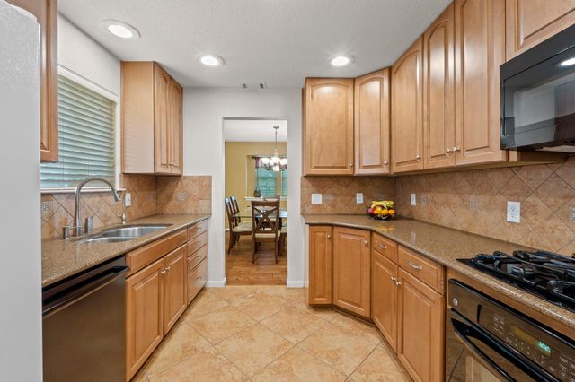 4107 Columbine DR, Austin, TX 78727