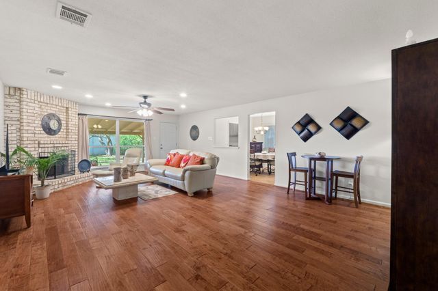 4107 Columbine DR, Austin, TX 78727