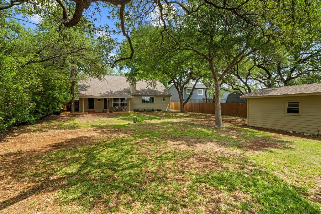 4107 Columbine DR, Austin, TX 78727