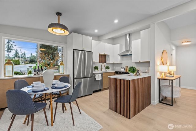 3901 151st Avenue SE, Bellevue, WA 98006