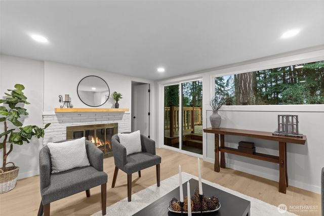 3901 151st Avenue SE, Bellevue, WA 98006