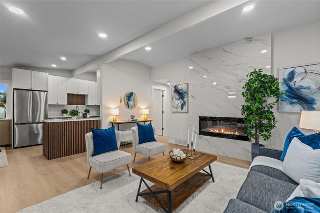 3901 151st Avenue SE, Bellevue, WA 98006