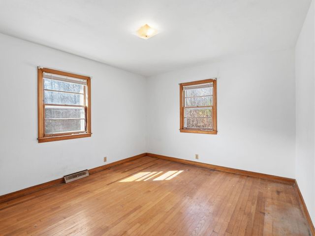 137 Sunnybrook CIR, Bassett, VA 24055