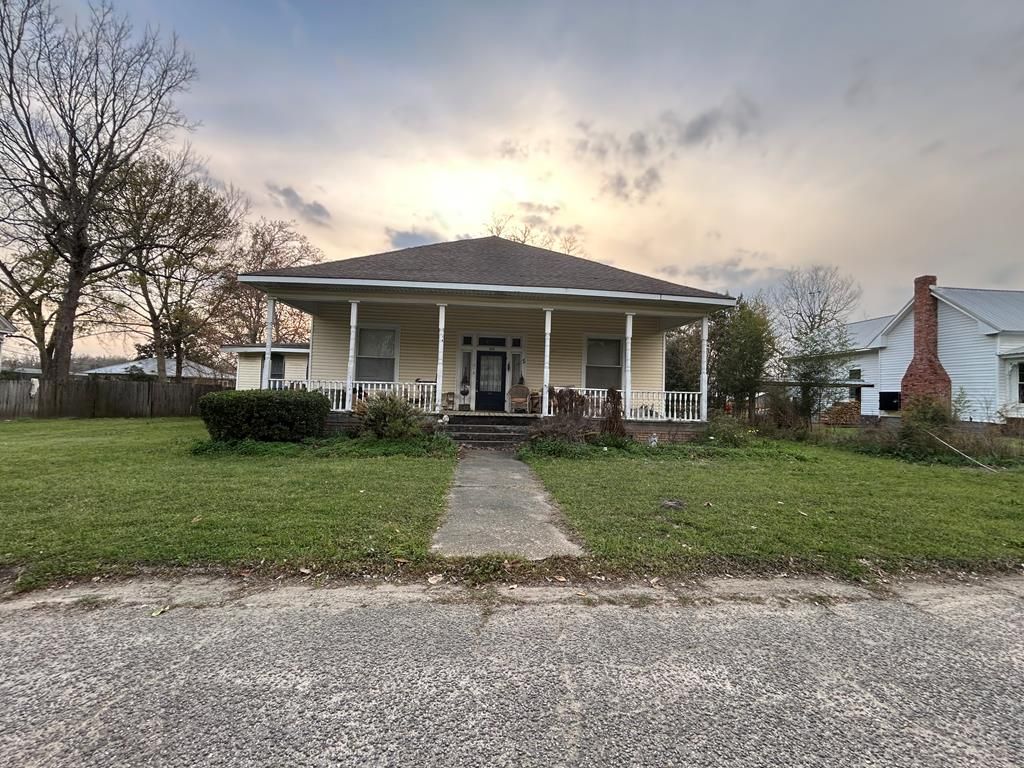 306 Goolsby Street, Hurtsboro, AL 36860