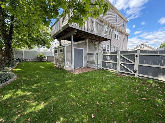 56 Dix St 56, Waltham, MA 02453