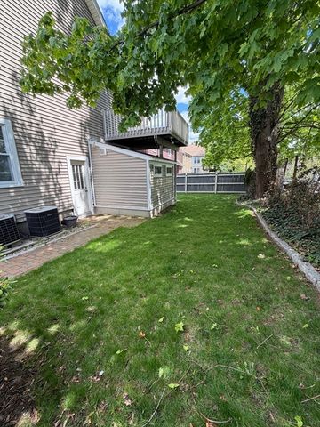 56 Dix St 56, Waltham, MA 02453