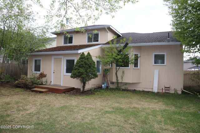 8045 Country Meadow Circle, Anchorage, AK 99502