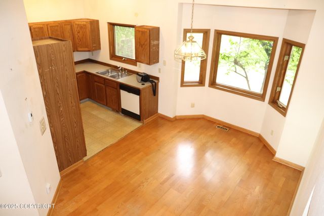 8045 Country Meadow Circle, Anchorage, AK 99502