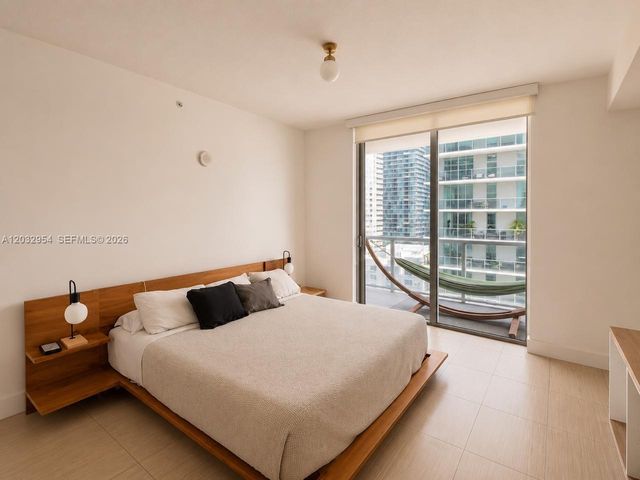 1111 SW 1st Avenue 2216N, Miami, FL 33130