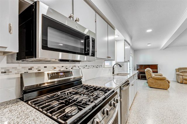 1206 Fay Road, Kemah, TX 77565