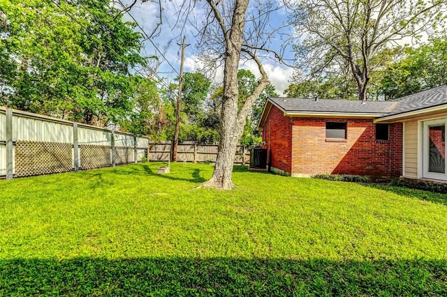 1206 Fay Road, Kemah, TX 77565