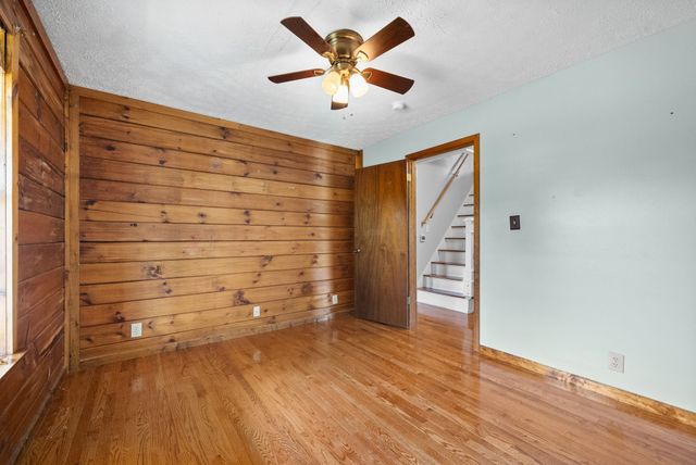 110 Jerry Smith Rd, Indian Mound, TN 37079