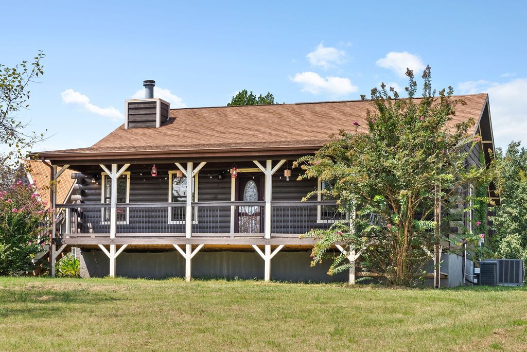 110 Jerry Smith Rd, Indian Mound, TN 37079