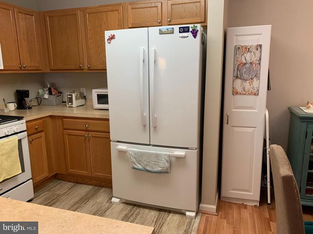 1121 TRISTRAM CIR, Mantua, NJ 08051