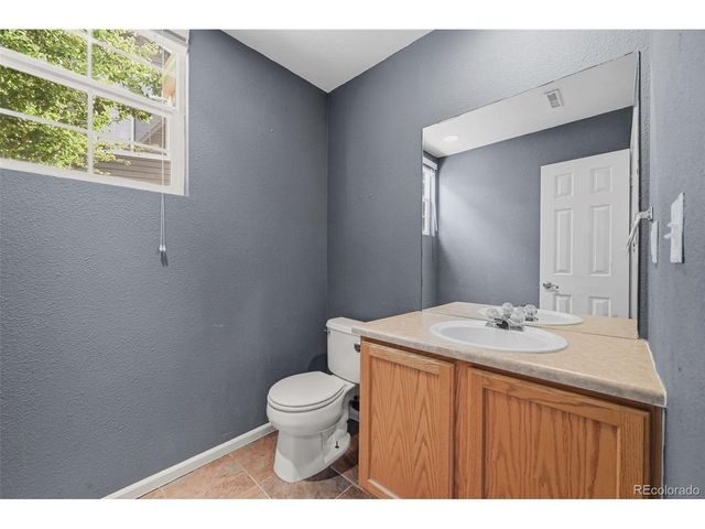 1277 Carlyle Park Cir, Highlands Ranch, CO 80129