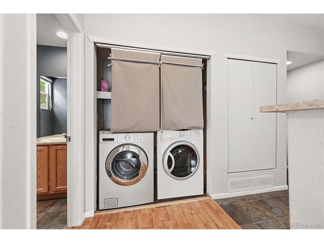 1277 Carlyle Park Cir, Highlands Ranch, CO 80129