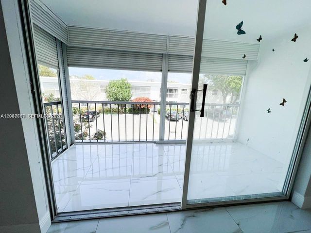 6395 Bay Club Dr 4, Fort Lauderdale, FL 33308