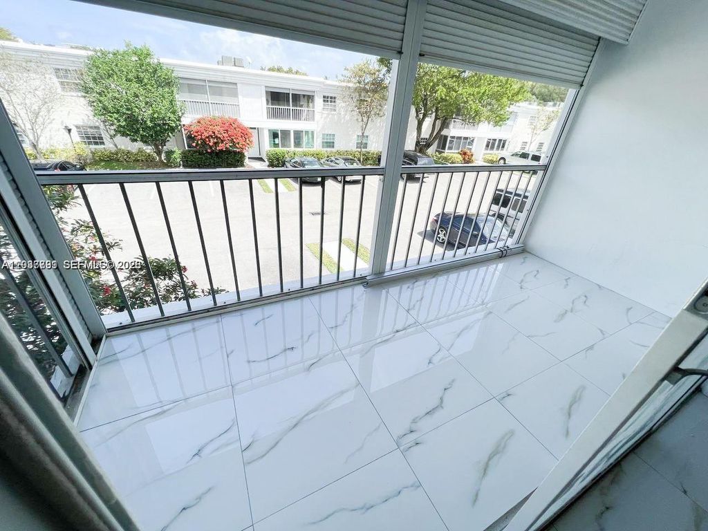 6395 Bay Club Dr 4, Fort Lauderdale, FL 33308