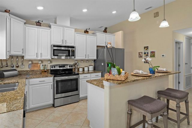 18334 WAYDALE LOOP, Hudson, FL 34667