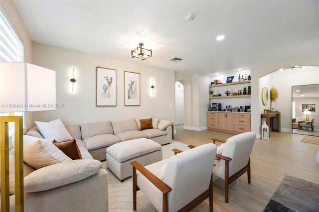 20459 NW 14th Ct, Miami Gardens, FL 33169