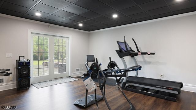 28 Hinkly Rd, Raritan Twp., NJ 08822