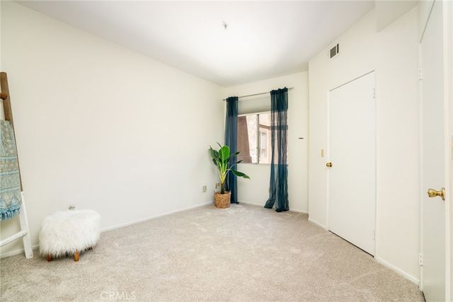 640 W 4th 315, Long Beach, CA 90802