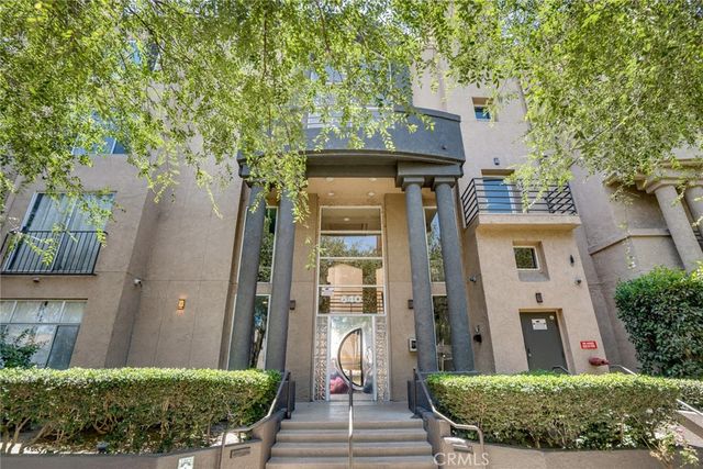 640 W 4th 315, Long Beach, CA 90802
