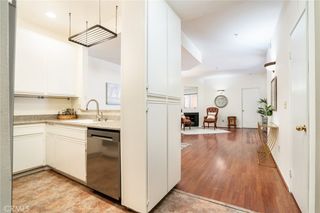 640 W 4th 315, Long Beach, CA 90802