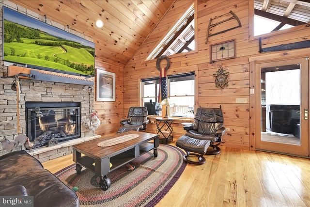 74 BROWNS CHURCH RD, Schuylkill Haven, PA 17972