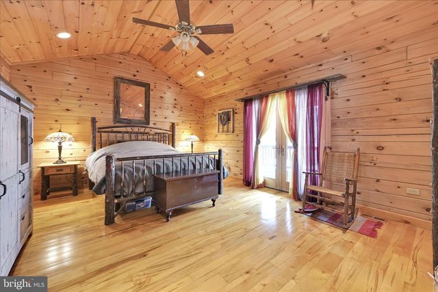 74 BROWNS CHURCH RD, Schuylkill Haven, PA 17972