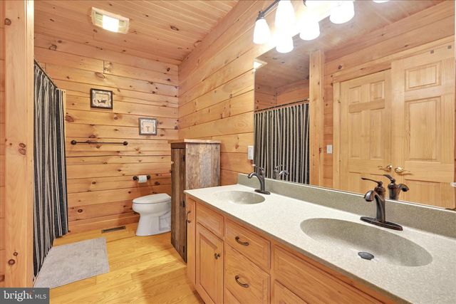 74 BROWNS CHURCH RD, Schuylkill Haven, PA 17972