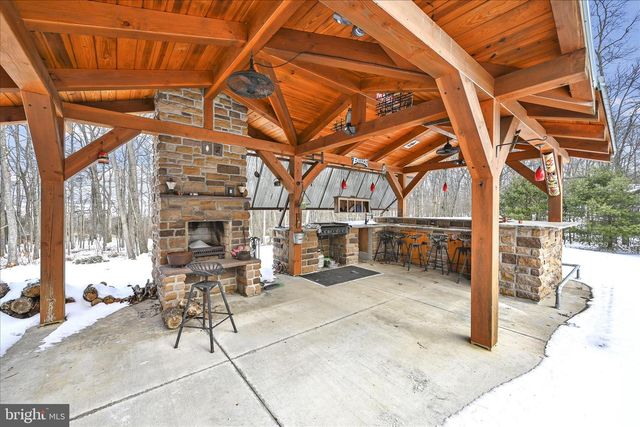 74 BROWNS CHURCH RD, Schuylkill Haven, PA 17972