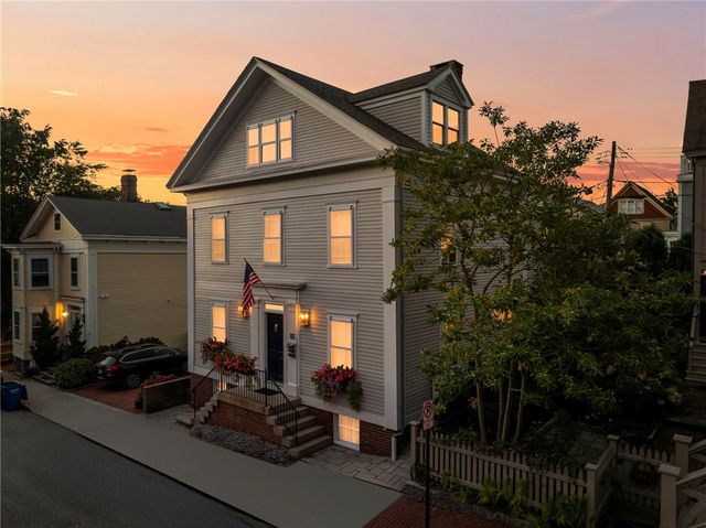 28 John Street, Newport, RI 02840