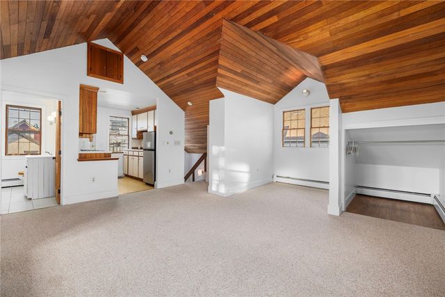 28 John Street, Newport, RI 02840