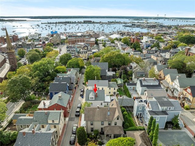 28 John Street, Newport, RI 02840