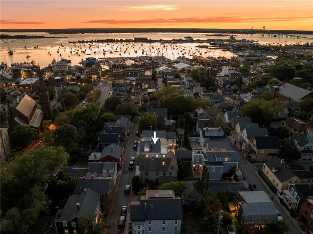 28 John Street, Newport, RI 02840