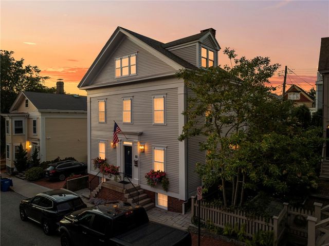 28 John Street, Newport, RI 02840