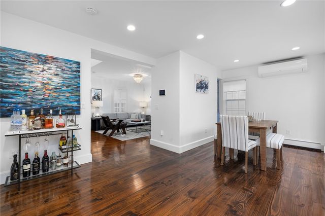 28 John Street, Newport, RI 02840