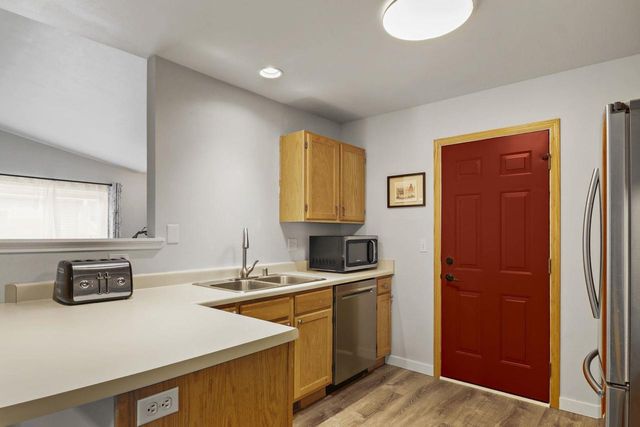 1224 Carpenter Street, Madison, WI 53704
