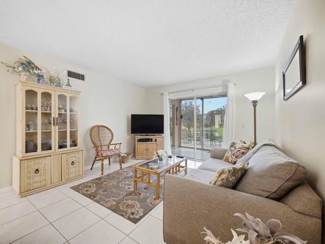 2620 NE 1st Court 1050, Boynton Beach, FL 33435