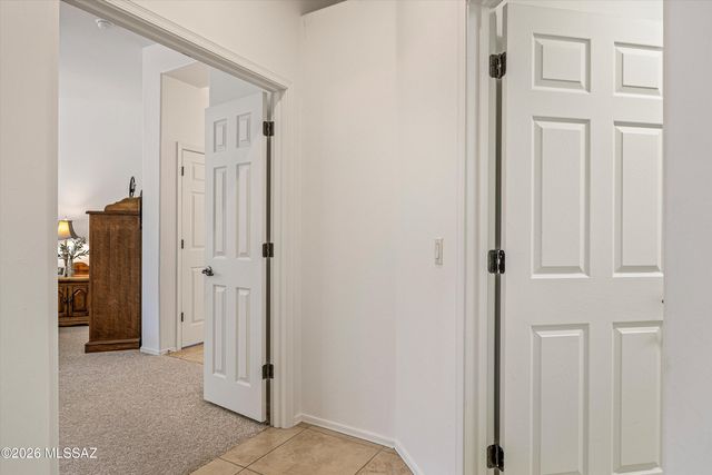 1131 W Tenniel Drive, Green Valley, AZ 85614