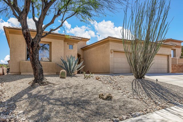 1131 W Tenniel Drive, Green Valley, AZ 85614