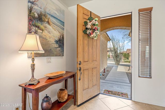 1131 W Tenniel Drive, Green Valley, AZ 85614