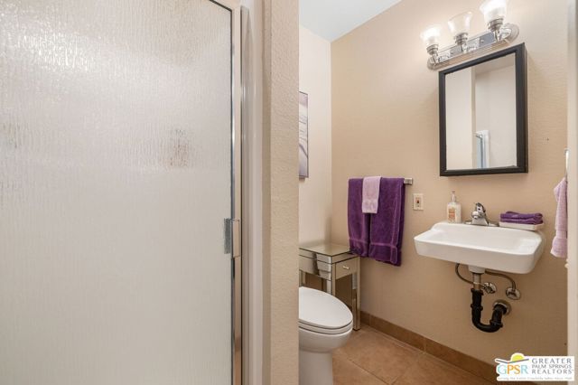 1489 E Francis Drive, Palm Springs, CA 92262