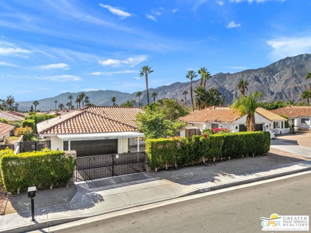 1489 E Francis Drive, Palm Springs, CA 92262